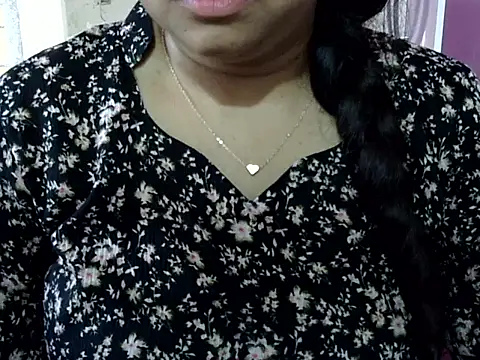 Cute_Aliyaa Obrolan Langsung XXX