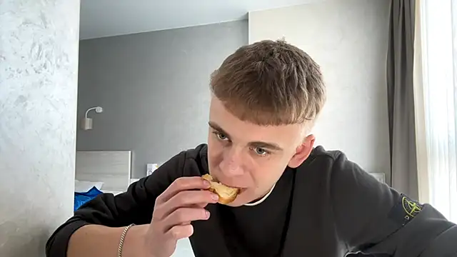 SoloFury Webcam-Show