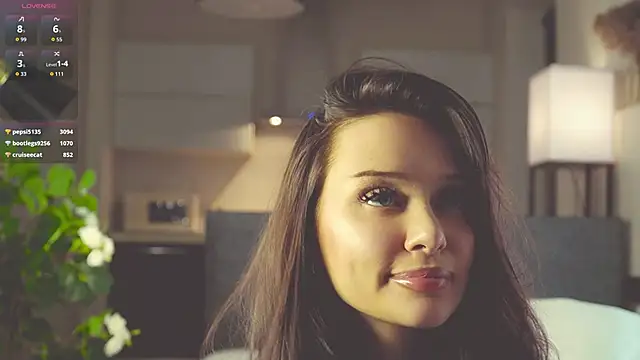 Chat +18 de SanySenise ao vivo