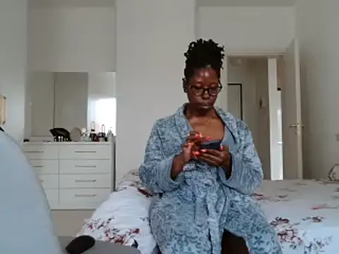 MasterIndigo Chat XXX live