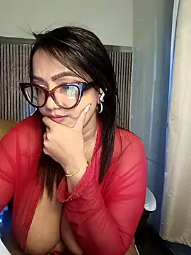 Yameil Chat XXX live