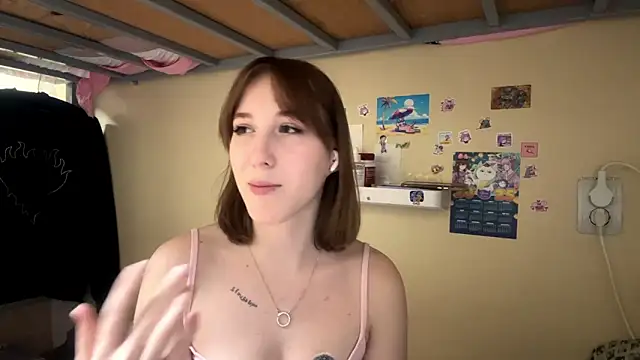 AquilineOrites Adlı Modelin Canlı XXX Sohbeti