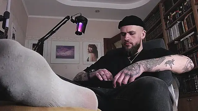 FindomJason live XXX chat