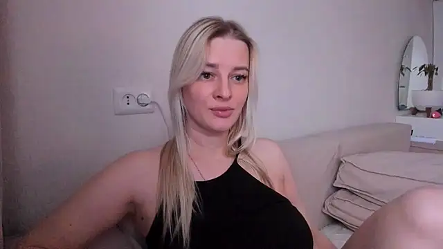 THE_GOLDEN_WOMAN Live XXX-Chat