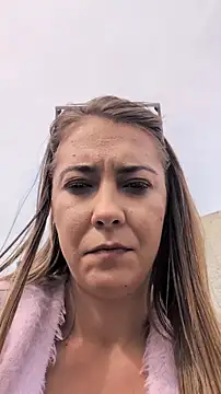 Risky_girl23_'s Live XXX Chat