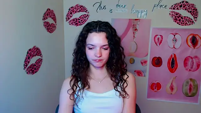 Chat +18 de _SusieSu_ ao vivo