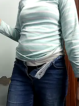 PUNAM456 élő XXX-chatje