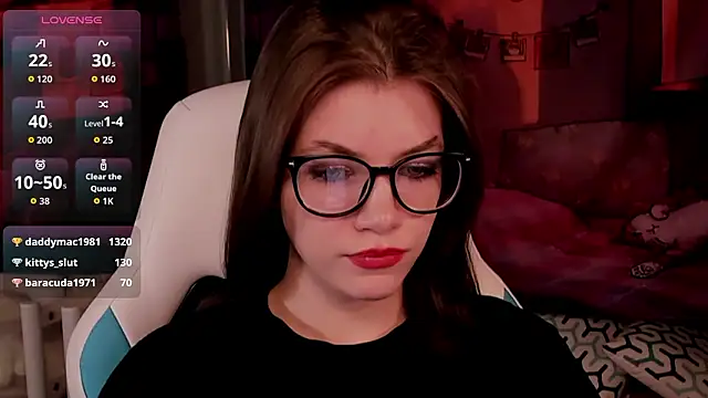 دردشة CathyAdams الجنسية المباشرة