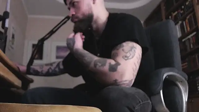 FindomJason 即時 XXX 聊天