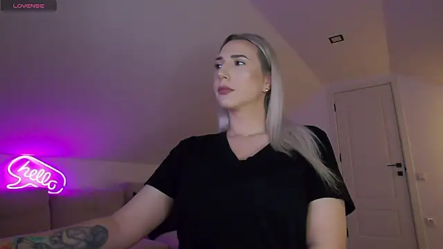 دردشة KhloeK الجنسية المباشرة