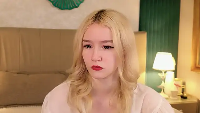 NaomiLoys: онлайн-секс-чат