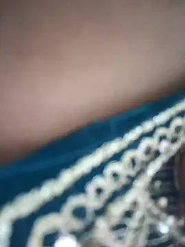 Aafreen_36's Live XXX Chat