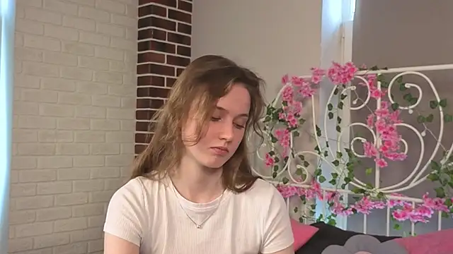 Czat XXX na żywo – RubieHeiser