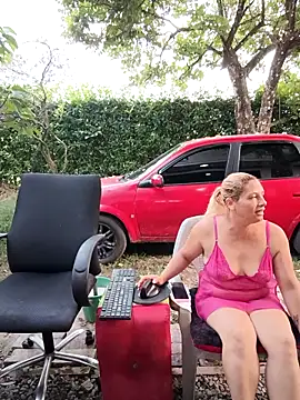 hotandfierylatinos2023's Live XXX Chat