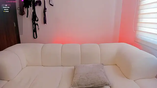 abu_dhabi_21 即時 XXX 聊天