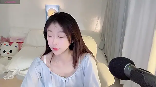 mistylana_ Chat XXX in diretta