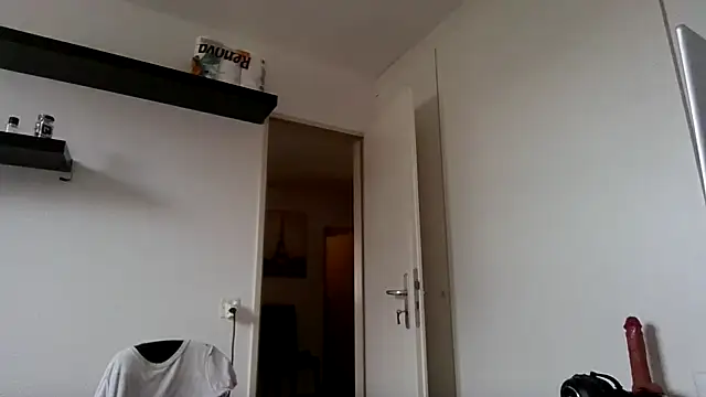 alpha-hunk's Webcam Show