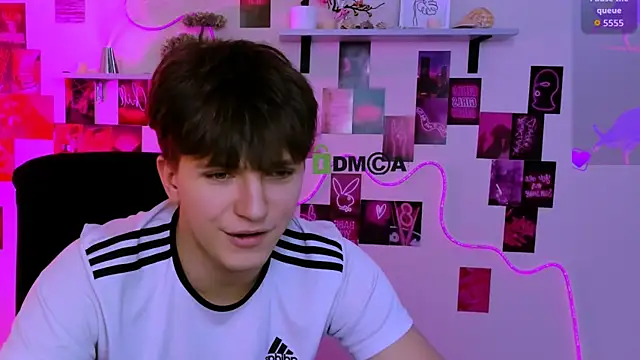 travis_wolf_'s Live XXX Chat