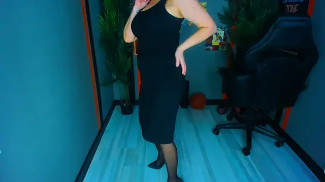 AnaMills' Live XXX Chat