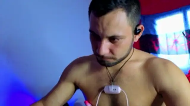 body_x29 即時 XXX 聊天