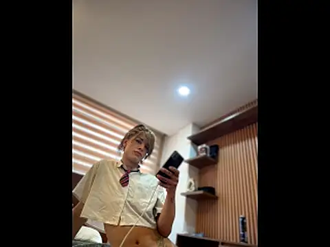 XXX chat uživo modela stormytt_