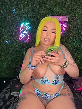 RenaThickAss' Webcam Show