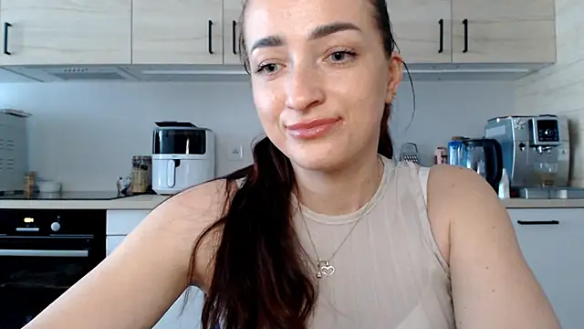 Chat +18 de LorenneRose ao vivo