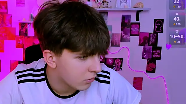 travis_wolf_'s Live XXX Chat