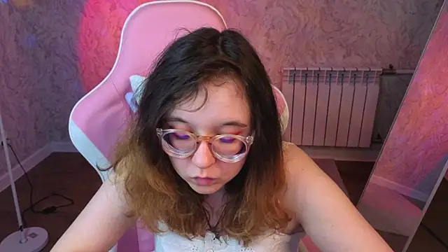 Aleks-caster's Live XXX Chat