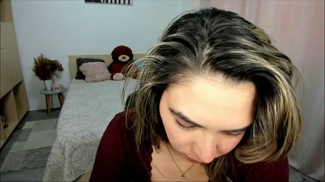 AlexaJuly – Naživo XXX chat