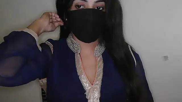 Reddy_Trisha Live XXX-Chat