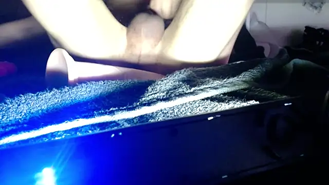 Stroking_Tee's Webcam Show