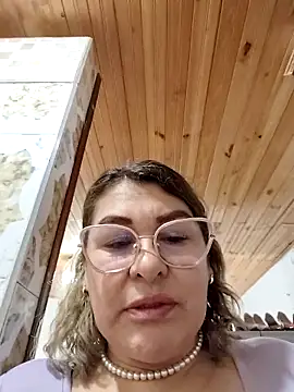 Chat XXX ao vivo de AlexxiaaMat