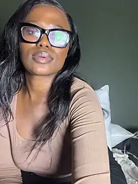 Chatroom XXX en direct de Moonzy77