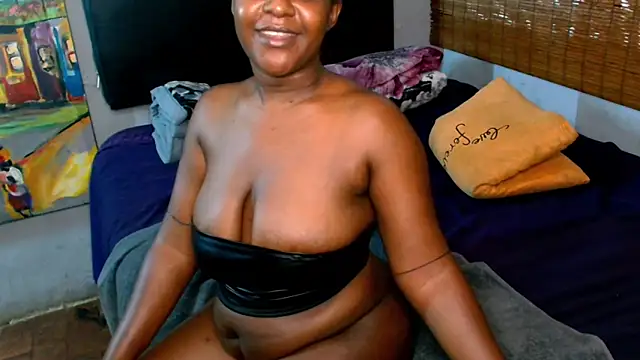 BlackAssBitchxn Live XXX chat