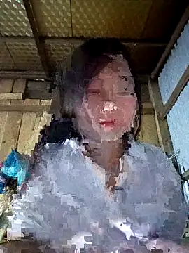 Chat XXX ao vivo de Cute-flowers