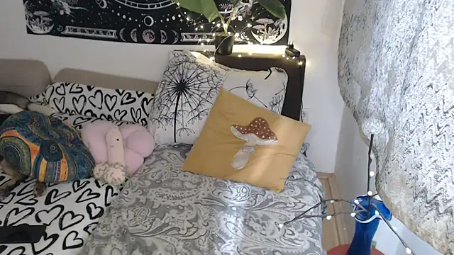 AlienforTwenty Live XXX-Chat