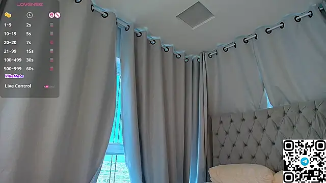 Skinny_Alice 现场XXX聊天