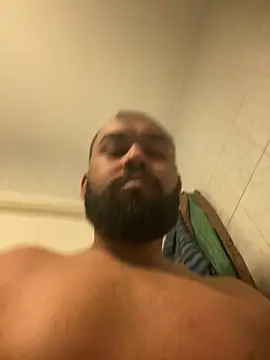 malout123J webkamerás műsora