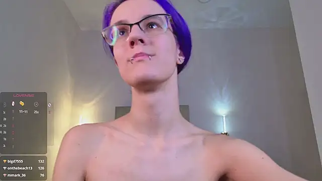 Živý XXX chat AuraLaunni