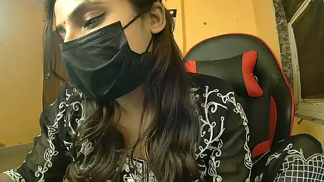 callmeshreyaのライブXXXチャット