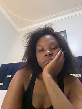 Dellah27 Live XXX-Chat