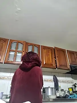 Chat XXX en directo de Scarlet_curly8a