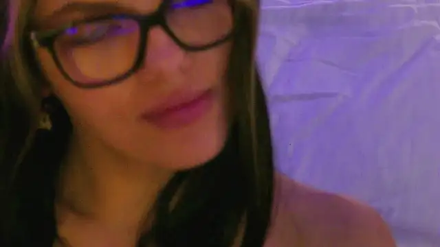 XXX chat uživo modela KandyCosse