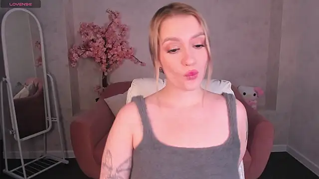 Viickie_Nelsson 即時 XXX 聊天