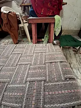 Chat +18 de menakshiiikaur ao vivo