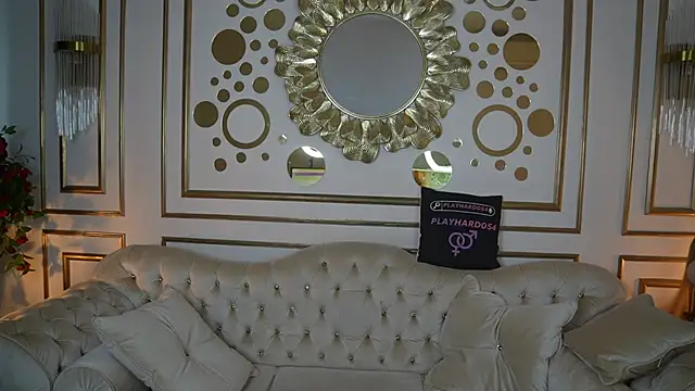 Chat +18 de Charlotte_Dreams ao vivo