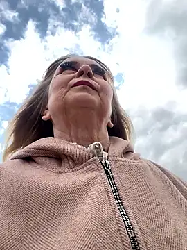 Irina2909@xh 网络视讯表演