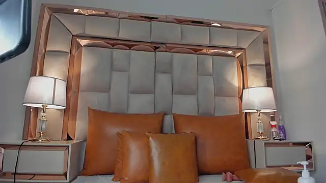 ValentinaBreats Chat XXX in diretta