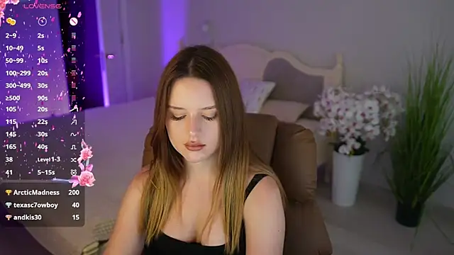 Milana_Moons live XXX chat